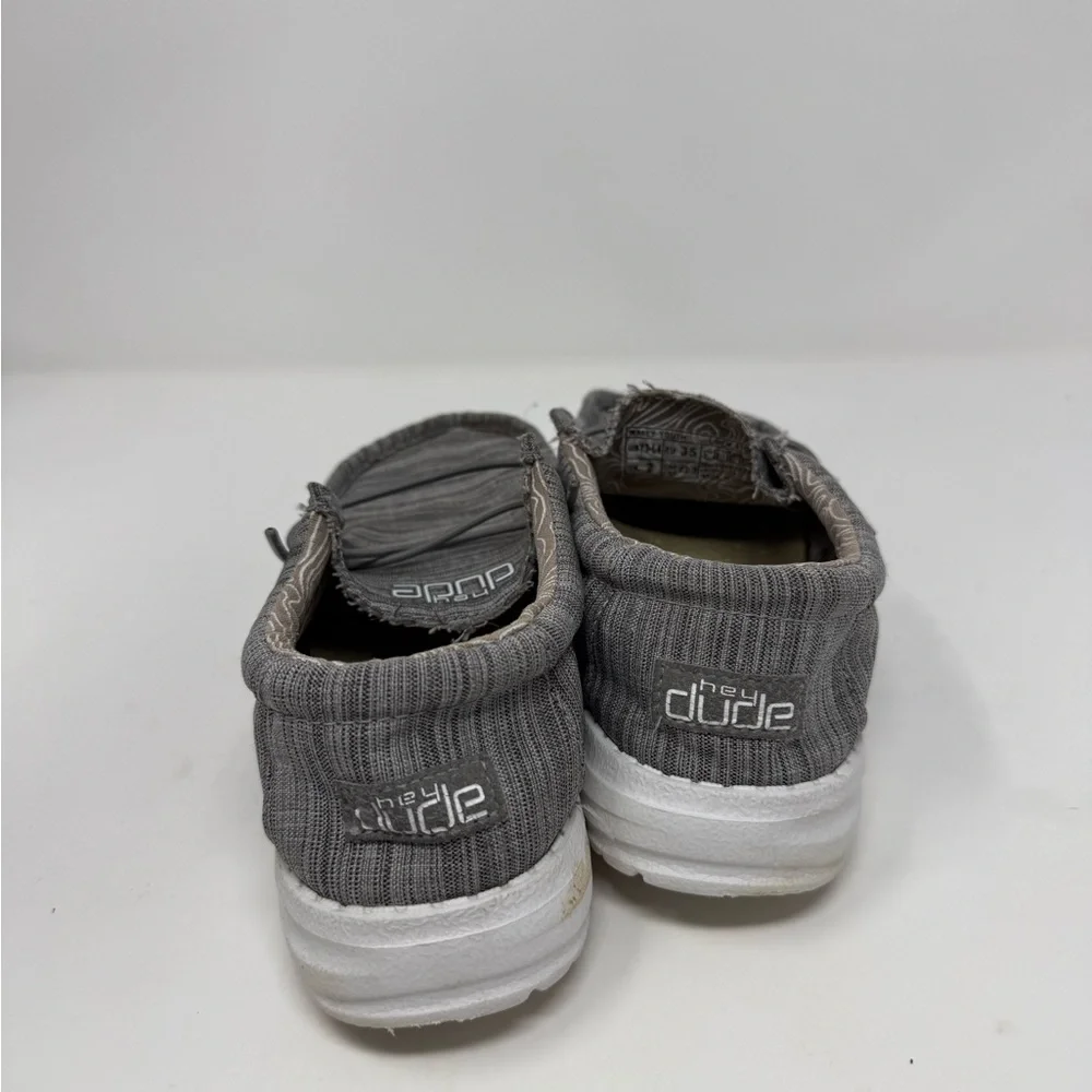Hey Dude Kids Gray Moccasins sz Y3 or L4 (BWLAXS)
